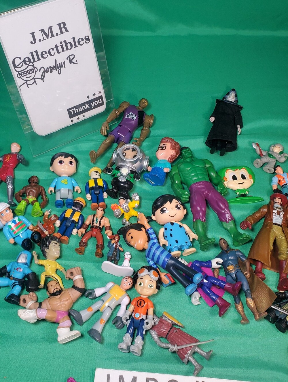 Mixed Action Figure & Toy Bundle - Marvel, Nickelodeon, & More! - Picture 6 of 14